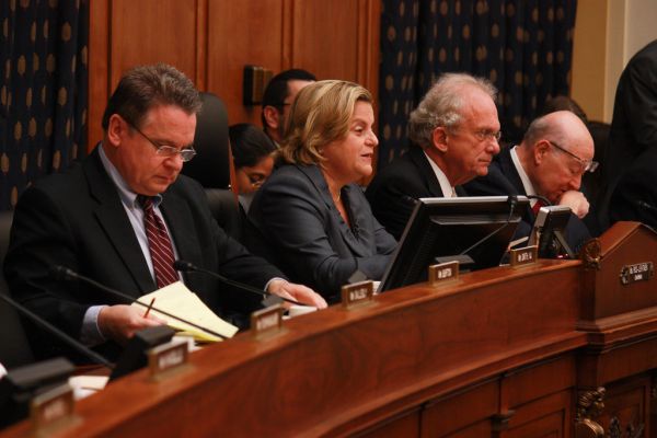 Policy panel discussing oil sanctions and how enforcement affects global shipping routes